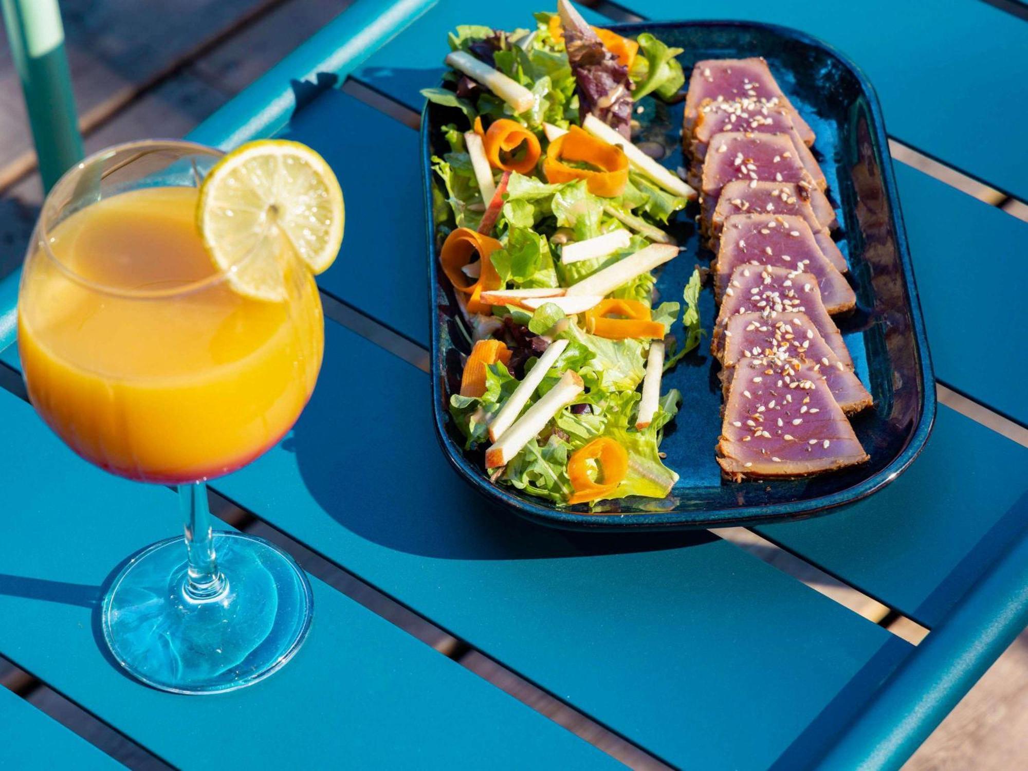노보텔 라로셸 센터  외부 사진